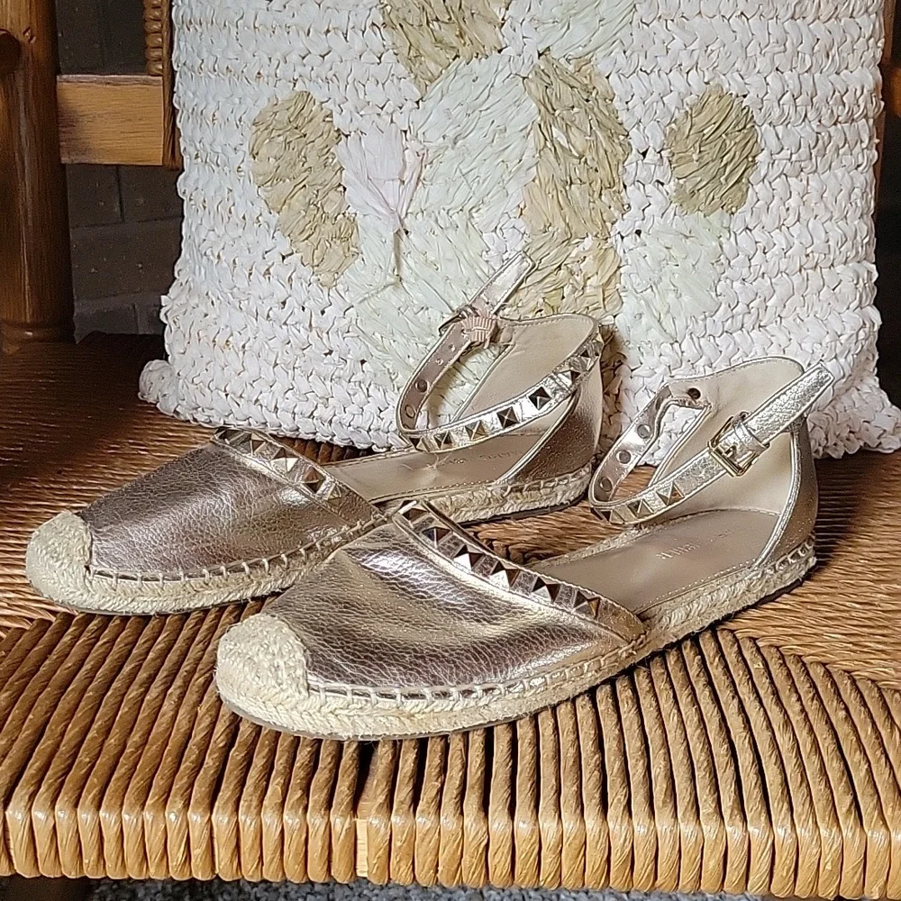Marc Fisher Graze, gold, closed toe, ankle strap, espadrille, size 8M